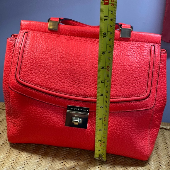 Kate Spade New York
EVERETT WAY TALLULAH SHOULDER BAG - Picture 8 of 16